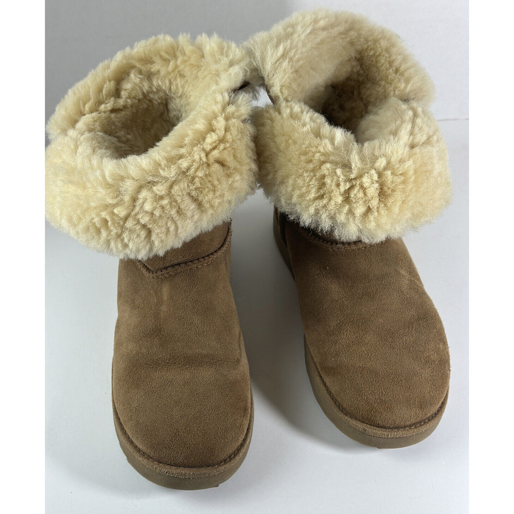 UGG Classic Cuff Short Boot Chestnut Brown Tan Sheepskin Suede Women's Size 7 - Picture 6 of 16